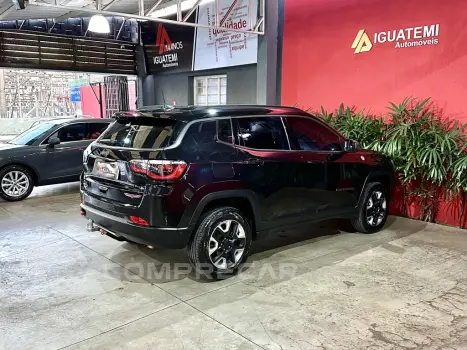 COMPASS 2.0 16V DIESEL TRAILHAWK 4X4 AUTOMÁTICO