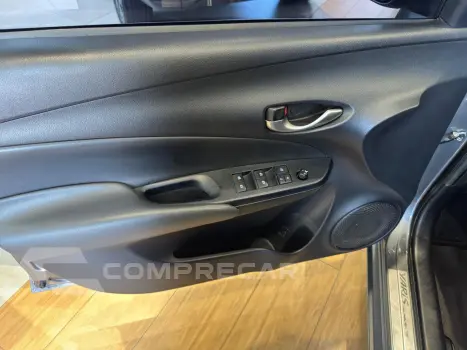 Yaris Hatch 1.5 16V 4P FLEX XLS CONNECT MULTIDRIVE AUTOMÁTIC