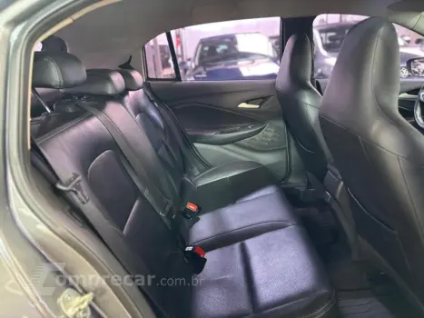 ONIX 1.0 TURBO AT HB