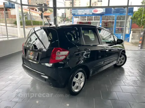 FIT 1.4 LX 16V FLEX 4P AUTOMÁTICO