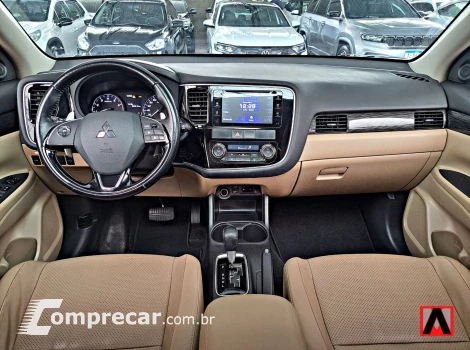 OUTLANDER 3.0 4X4 V6 24V