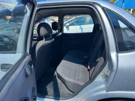 CLASSIC - 1.0 MPFI SPIRIT 8V 4P MANUAL