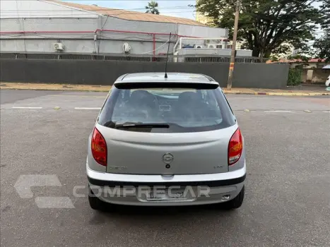 CELTA 1.0 MPFI Life 8V