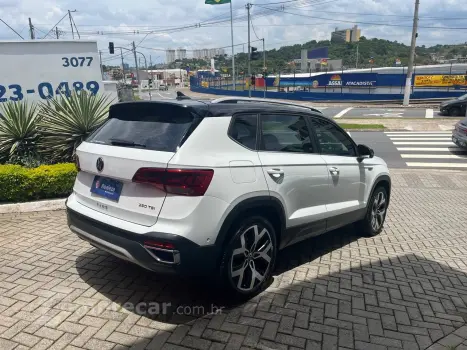 TAOS Highline 1.4 250 TSI Flex Aut.