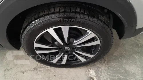 KICKS PLAY 1.6 16V FLEXSTART SENSE XTRONIC