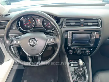 JETTA Highline 2.0 TSI 16V 4p Tiptronic