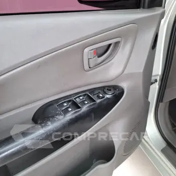 TUCSON 2.0 GL 2WD 16V