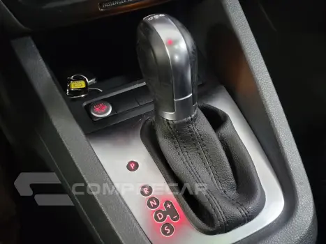 JETTA Highline 2.0 TSI 16V 4p Tiptronic