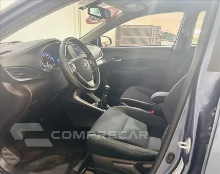 YARIS 1.5 16V Sedan XL