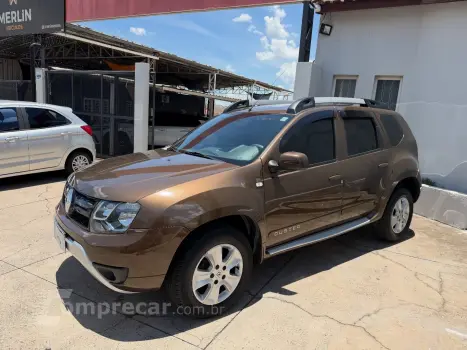 Renault DUSTER 2.0 Dynamique 4X2 16V 4 portas
