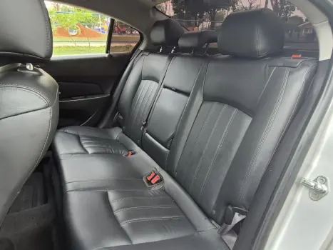 CRUZE 1.8 LT 16V FLEX 4P AUTOMÁTICO