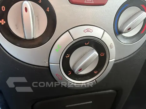 CELER 1.5 MPFI 16V