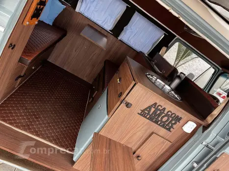 KOMBI 1.6 LUXO 8V GASOLINA 3P MANUAL