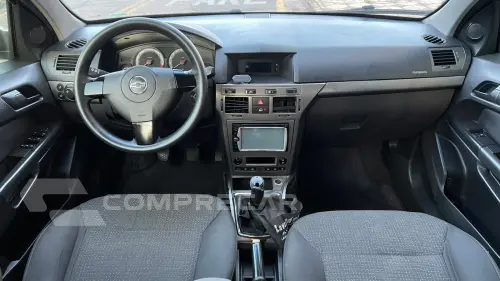 VECTRA 2.0 MPFI Elegance 8V