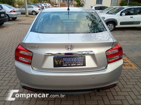 CITY 1.5 LX Sedan 16V