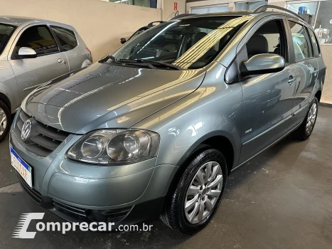 Volkswagen SPACEFOX 1.6 MI Trend 8V 4 portas
