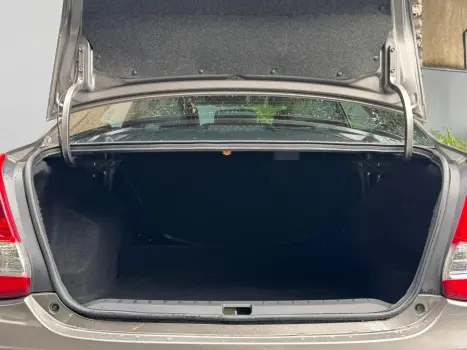 ETIOS 1.5 XLS Sedan 16V