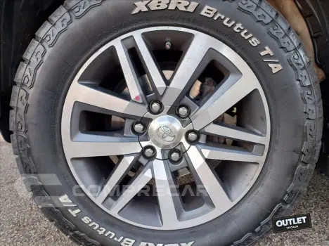 HILUX 2.8 SRX 4X4 CD 16V DIESEL 4P AUTOMÁTICO