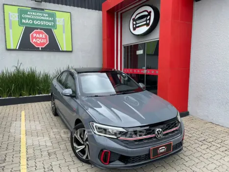 Volkswagen JETTA 2.0 350 TSI GASOLINA GLI DSG 4 portas