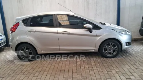 FORD Fiesta Hatch 1.5 16V 4P SE FLEX 4 portas