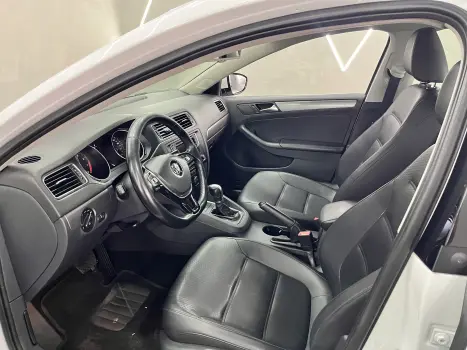 JETTA 1.4 16V TSI Comfortline