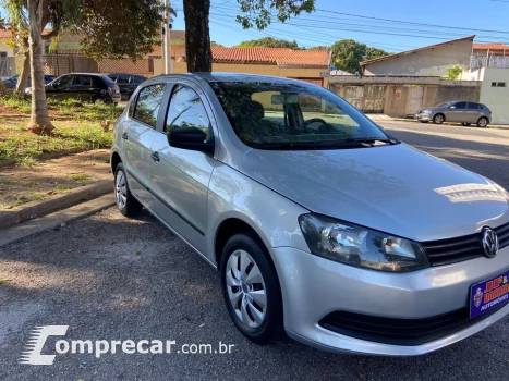 Volkswagen GOL 1.0 8V 4 portas