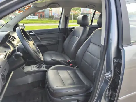 POLO SEDAN 1.6 MI 8V FLEX 4P MANUAL