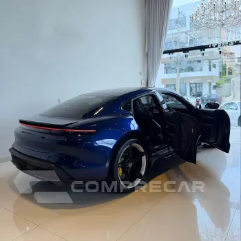 TAYCAN Turbo S