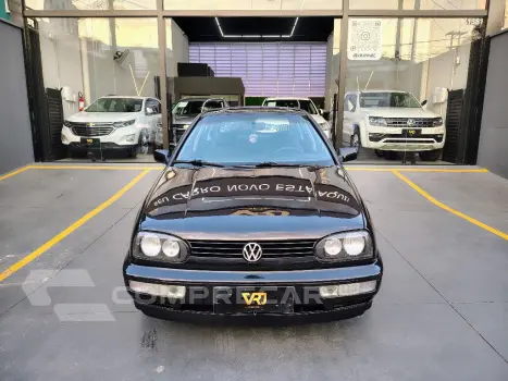 Volkswagen Golf GL 1.8/ 2.0i 4p 4 portas