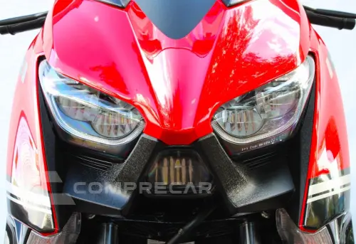 YAMAHA XMAX ABS