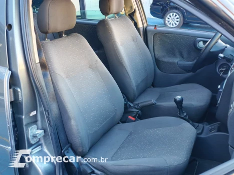 Corsa Sed. Premium 1.4 8V ECONOFLEX 4p