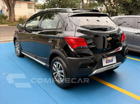 ONIX 1.4 MPFI ACTIV 8V FLEX 4P AUTOMÁTICO