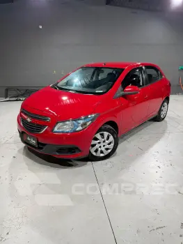 CHEVROLET ONIX 1.4 MPFI LT 8V 4 portas