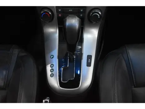 CRUZE HATCH - 1.8 LTZ SPORT6 16V 4P AUTOMÁTICO