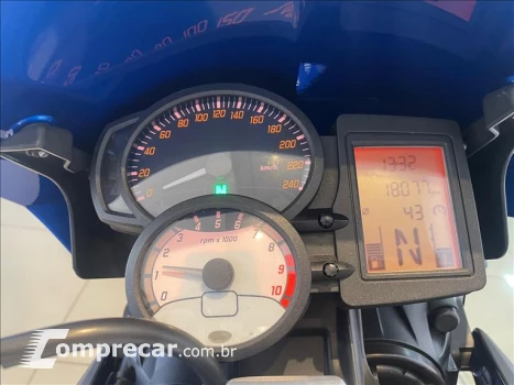 F 800 R