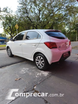 Onix Hatch 1.4 4P FLEX LT