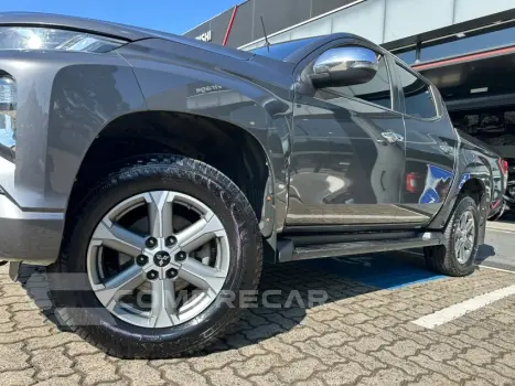 L200 TRITON 2.4 16V Turbo Sport HPE CD 4X4