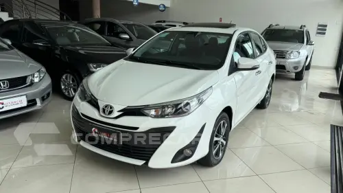 Toyota YARIS 1.5 16V Sedan XLS 4 portas