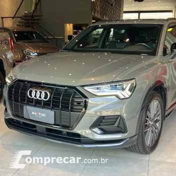 Q3 Black Ed. 1.4 TFSI Flex/Black S-tron.