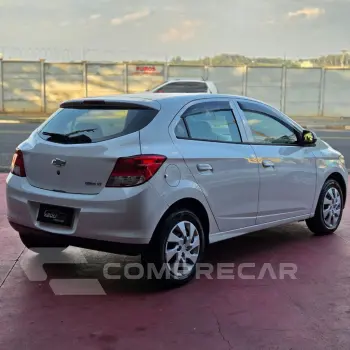 ONIX HATCH LT 1.0 8V FlexPower 5p Mec.