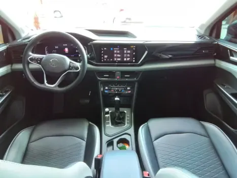 TAOS 1.4 250 TSI TOTAL FLEX COMFORTLINE AUTOMÁTICO