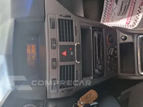 VECTRA SEDAN - 2.0 MPFI EXPRESSION 8V 140CV 4P MANUAL