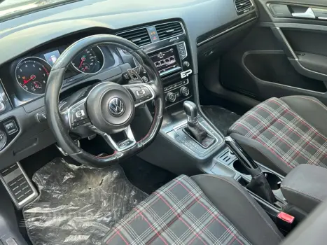 GOLF 2.0 TSI GTI 16V TURBO GASOLINA 4P AUTOMÁTICO