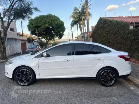 FOCUS 2.0 Titanium Plus 16V