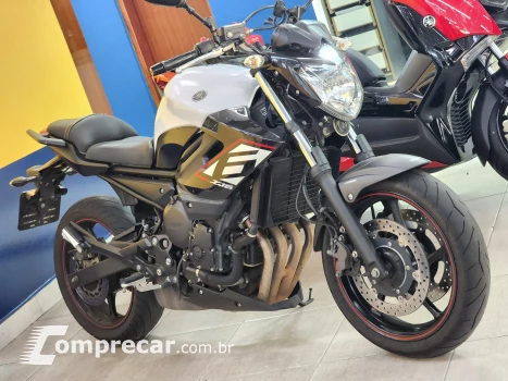 Yamaha XJ6 N ABS