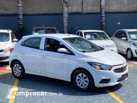 CHEVROLET ONIX 1.0 LT 4 portas