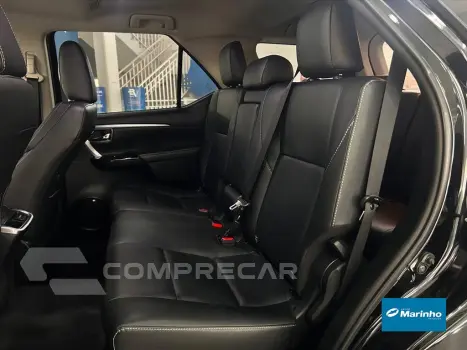 HILUX SW4 2.7 VVT-i FLEX SRV 7L 4X2 AUTOMÁTICO
