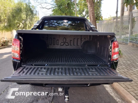L200 TRITON 2.4 16V Turbo Sport HPE TOP CD 4X4