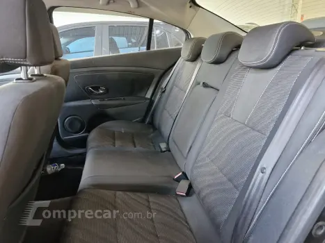 FLUENCE 2.0 DYNAMIQUE 16V FLEX 4P AUTOMÁTICO