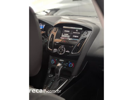 FOCUS 2.0 TITANIUM 16V FLEX 4P POWERSHIFT